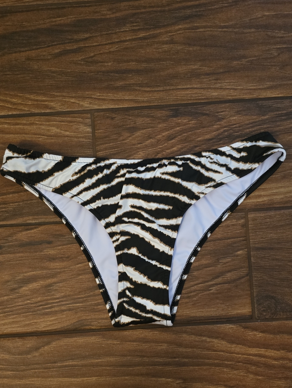 Sports Illustrated Swim Zebra Stripe Bikini Bottoms in Black and White